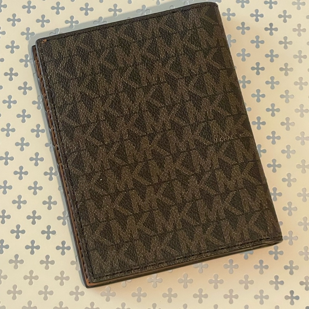 Michael Kors Dark Brown Passport & Card Holder - Picture 2 of 3